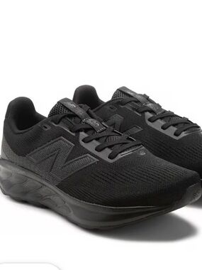 New Balance Men's Fresh Foam 520 v9 Wide Running Shoes - Black